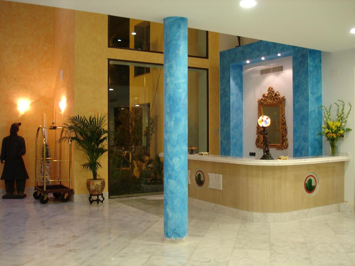 Hotel Hacienda Don Manuel Granja de Torrehermosa ภายนอก รูปภาพ