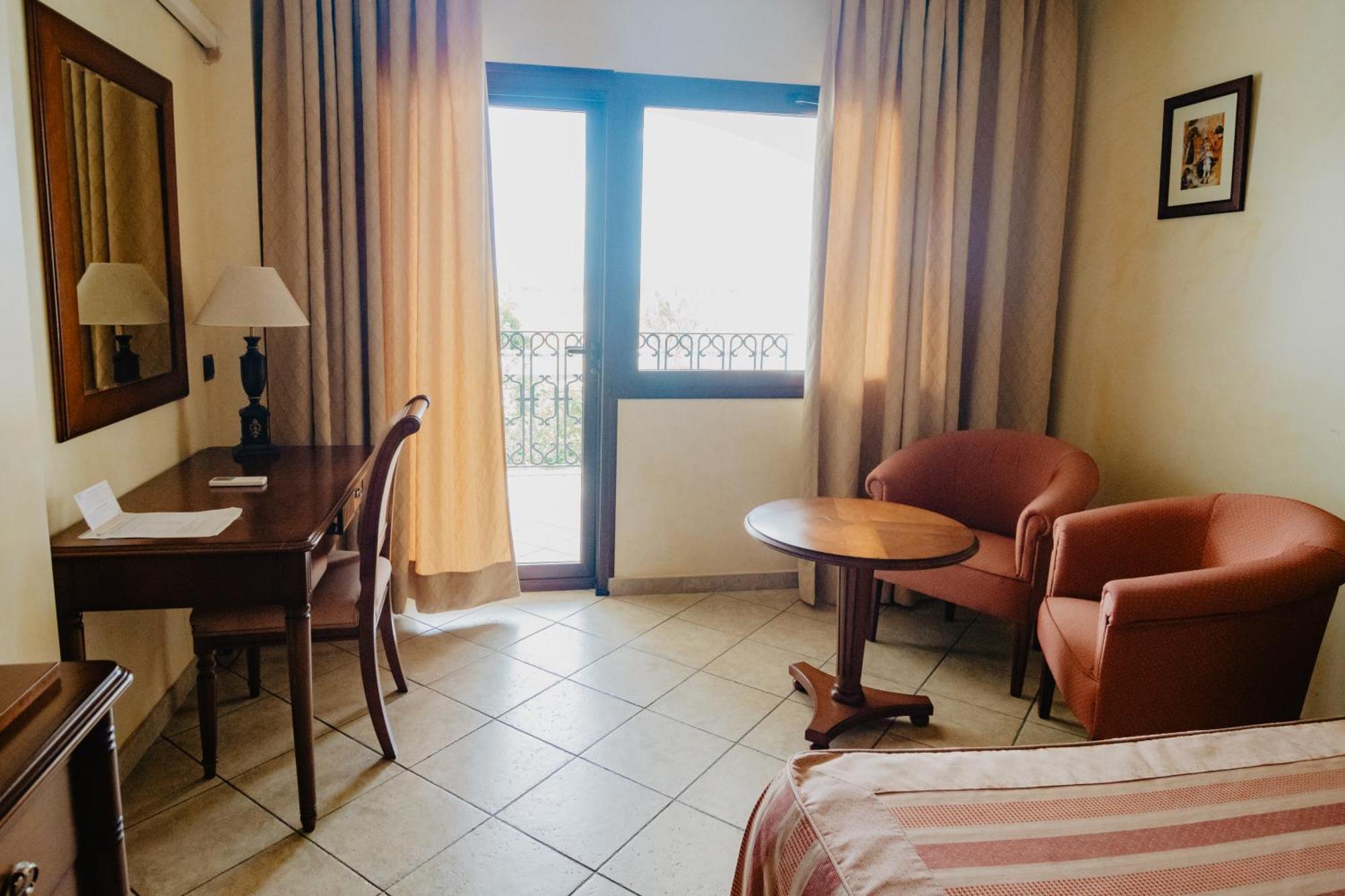 Hotel Hacienda Don Manuel Granja de Torrehermosa ภายนอก รูปภาพ
